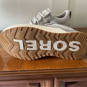 Sorel Cream and Brown Casual Sneakers